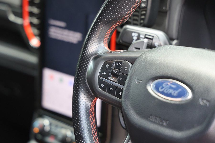 2023 Ford Ranger Raptor 4X4 3.0L Photo 8