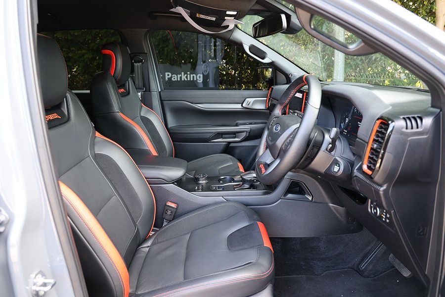 2024 Ford Ranger Raptor 4X4 3.0L Photo 6