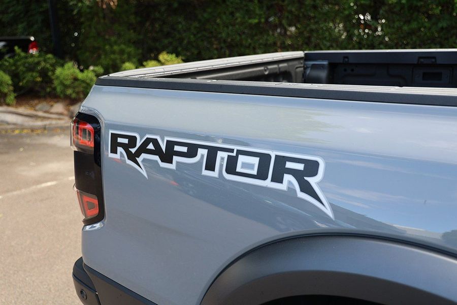 2024 Ford Ranger Raptor 4X4 3.0L Photo 32